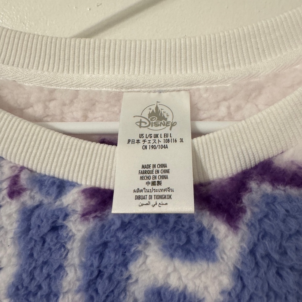 Mickey Disney Sherpa crewneck size large - Picture 3 of 4